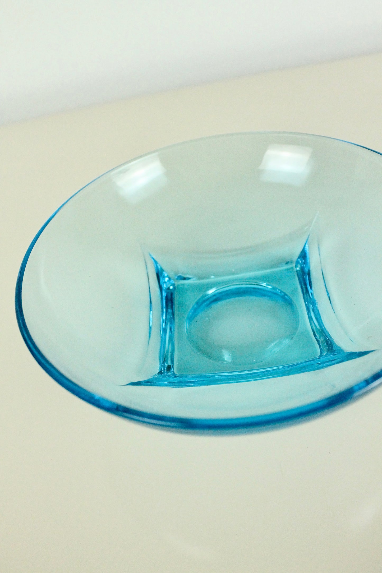 Electric Blue Bowls Set