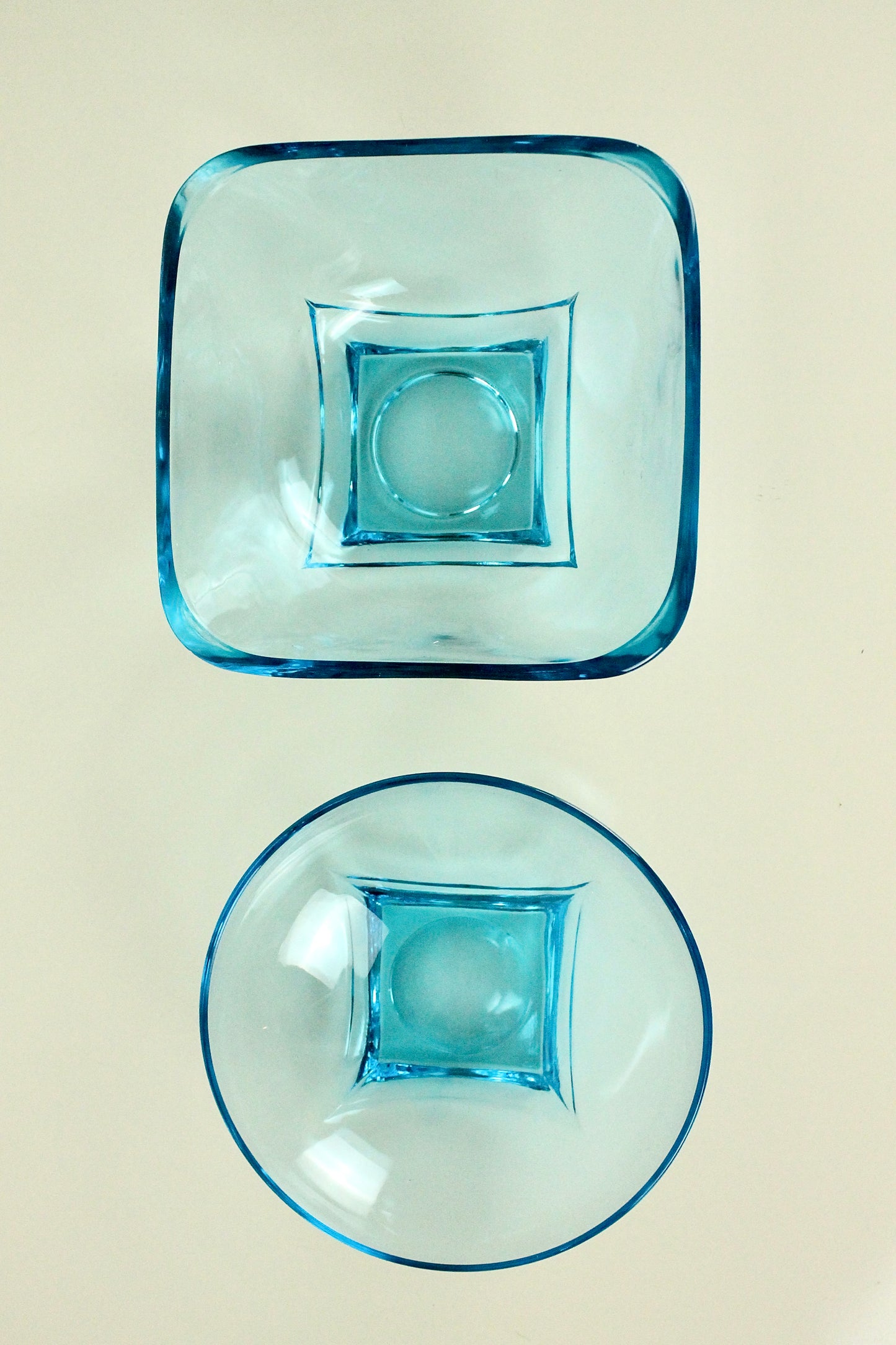 Electric Blue Bowls Set