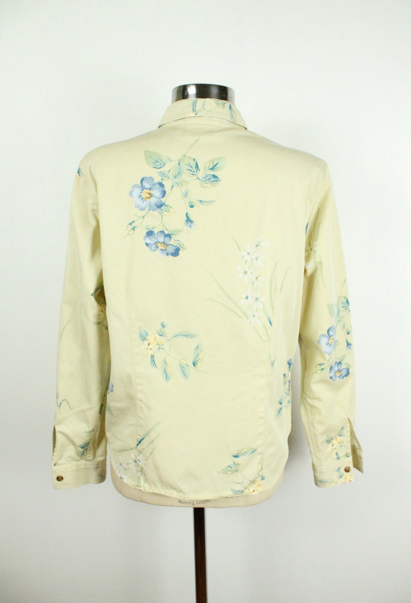 90s Buttercream Floral Button-Up